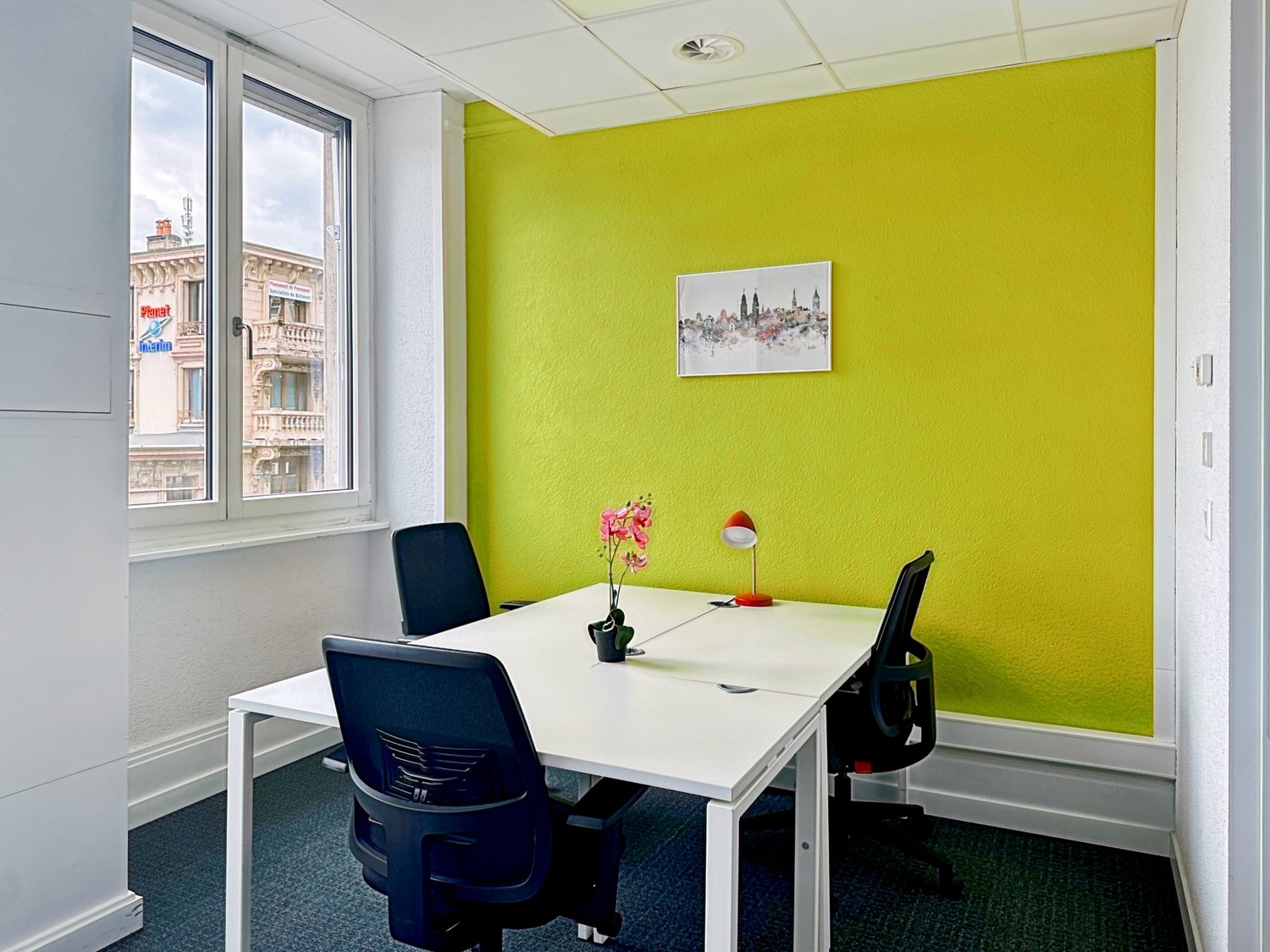 10m² office