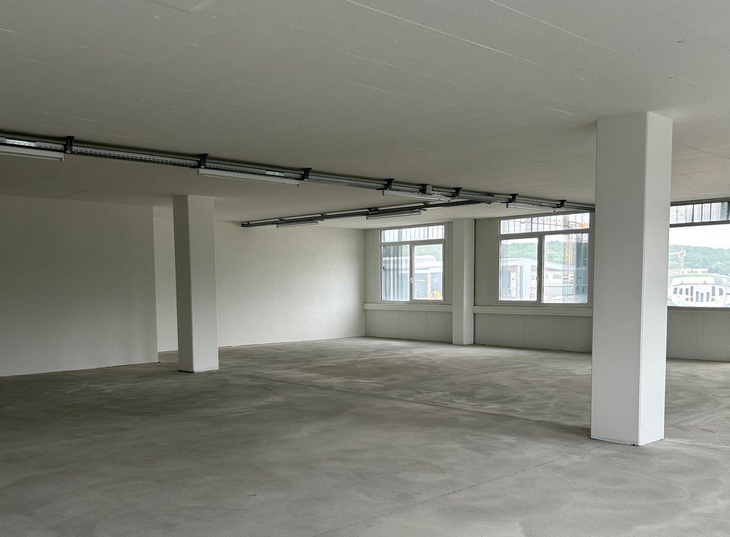 1120m² oggetto industriale