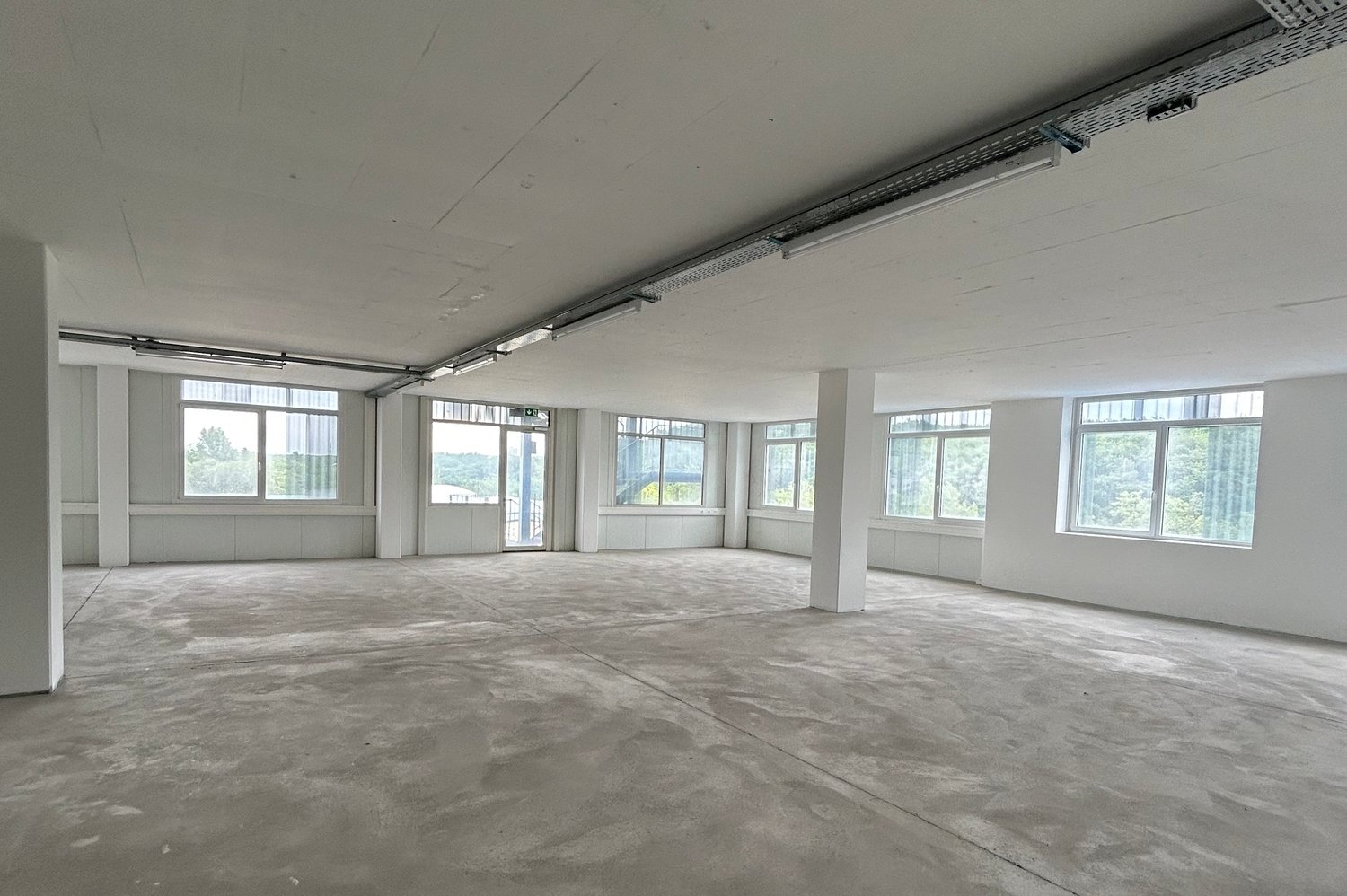 1120m² oggetto industriale