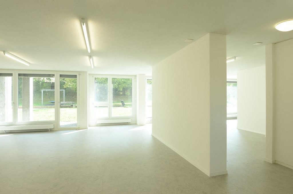 106m² commercial