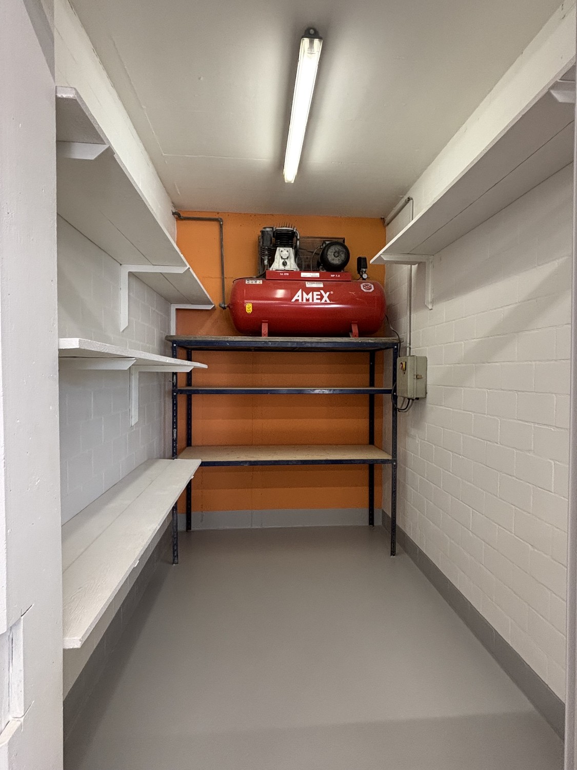 108m² commerciale