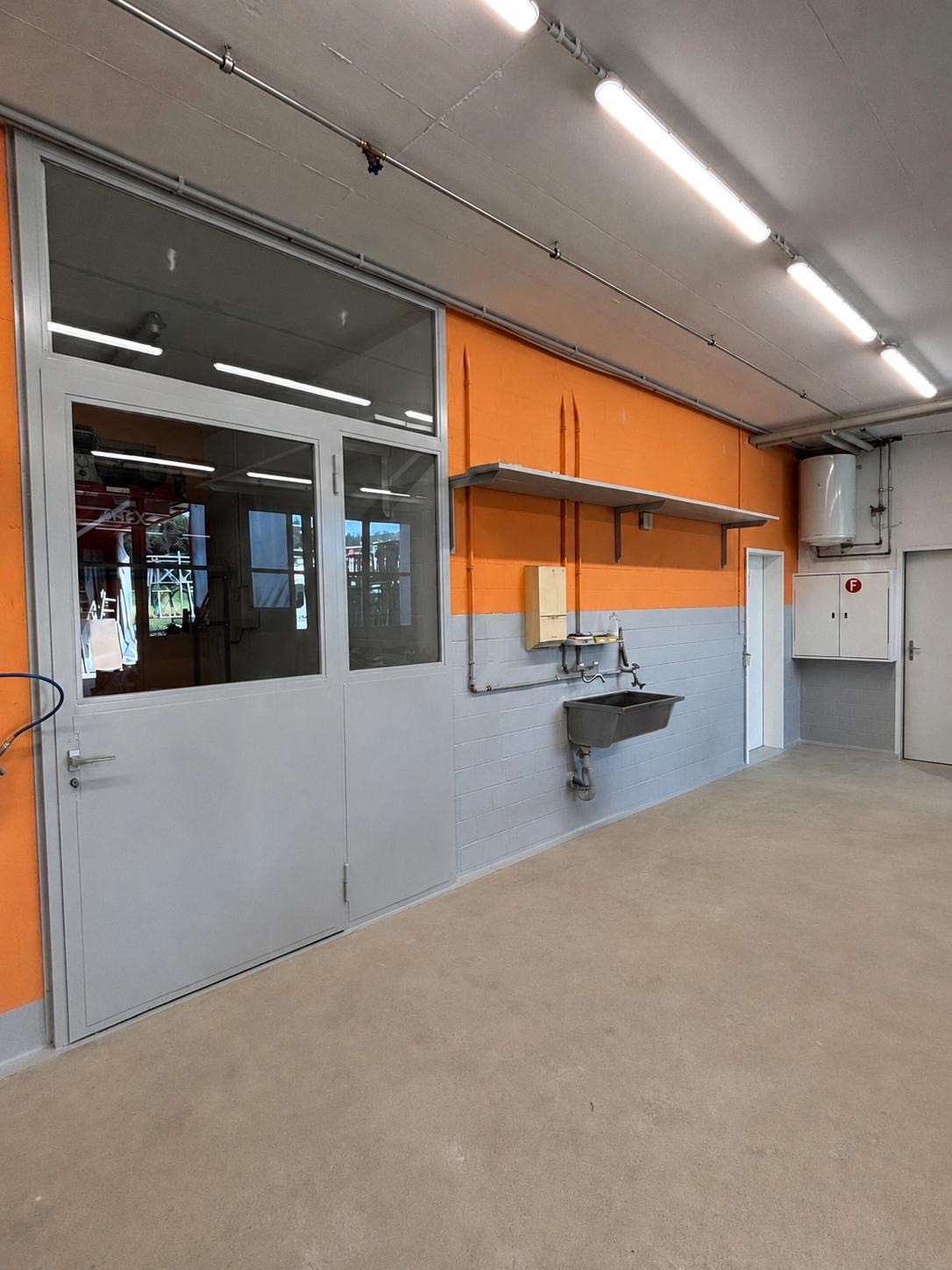 108m² commerciale