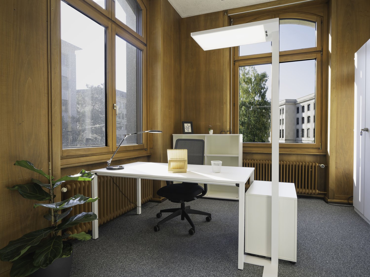 150m² office