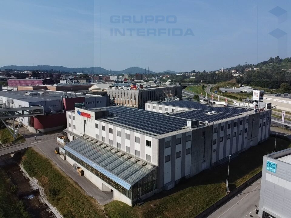 223m² office