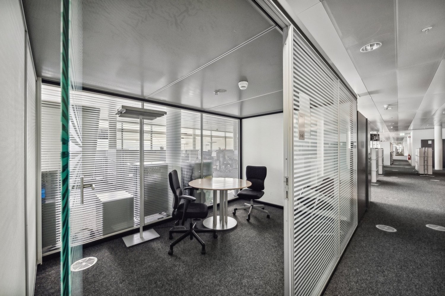 1000m² commercial