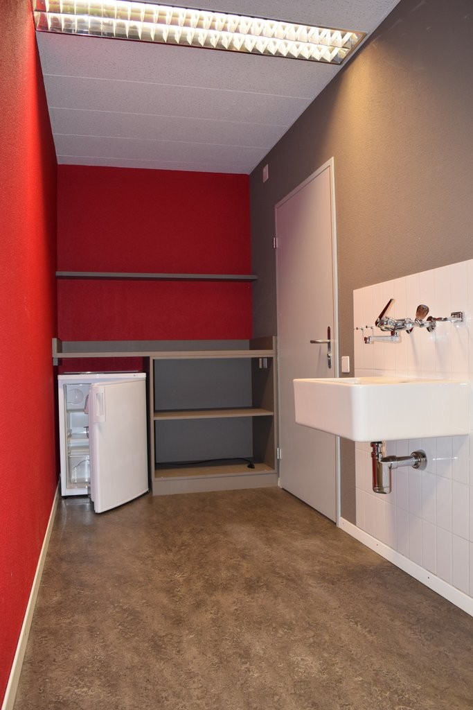 127m² office