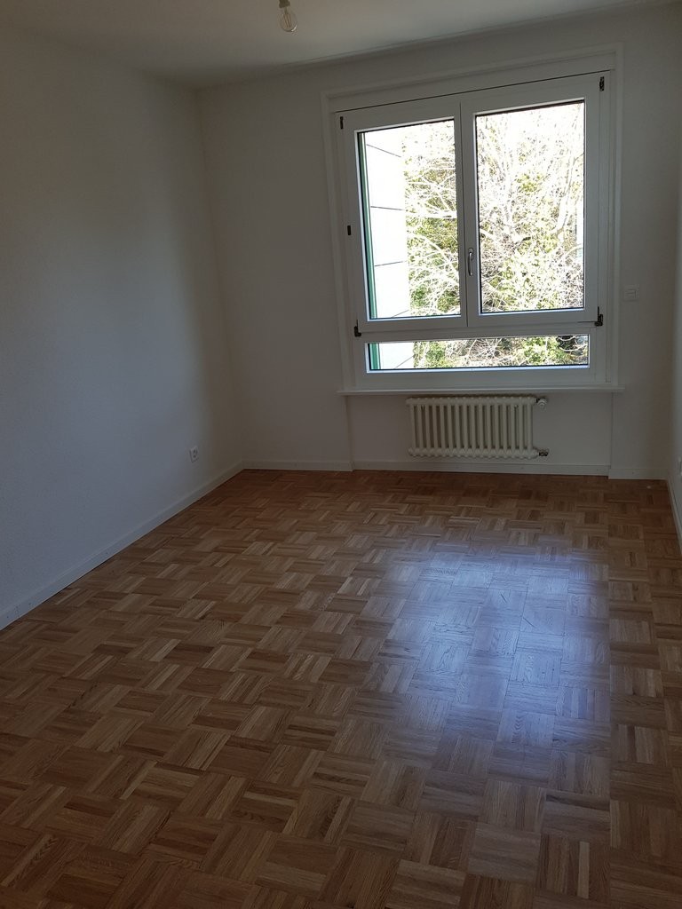 5 rooms apartment