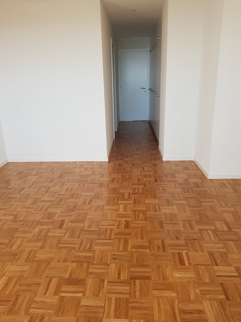 5 rooms apartment