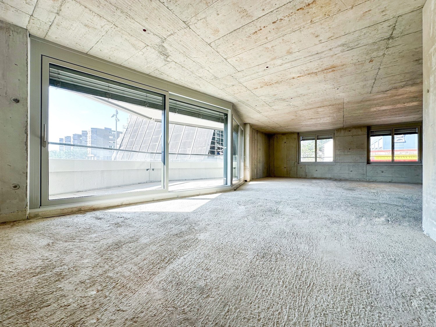 140m² office