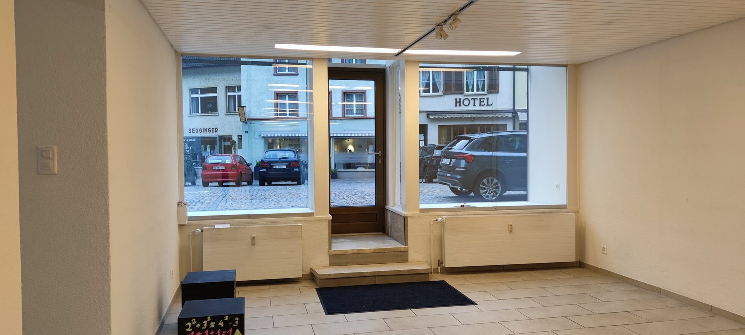 170m² commerciale