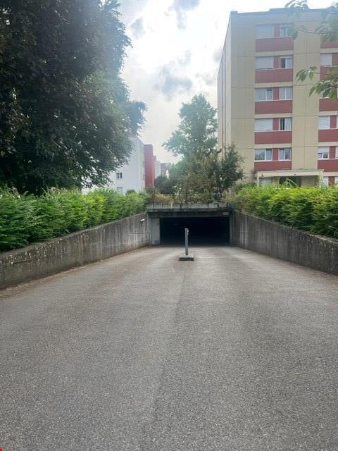 Open slot