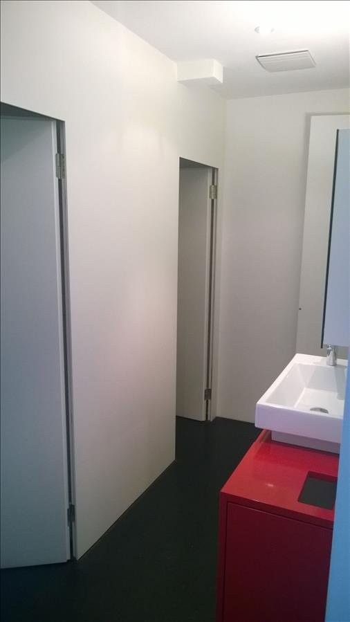 139m² commercial