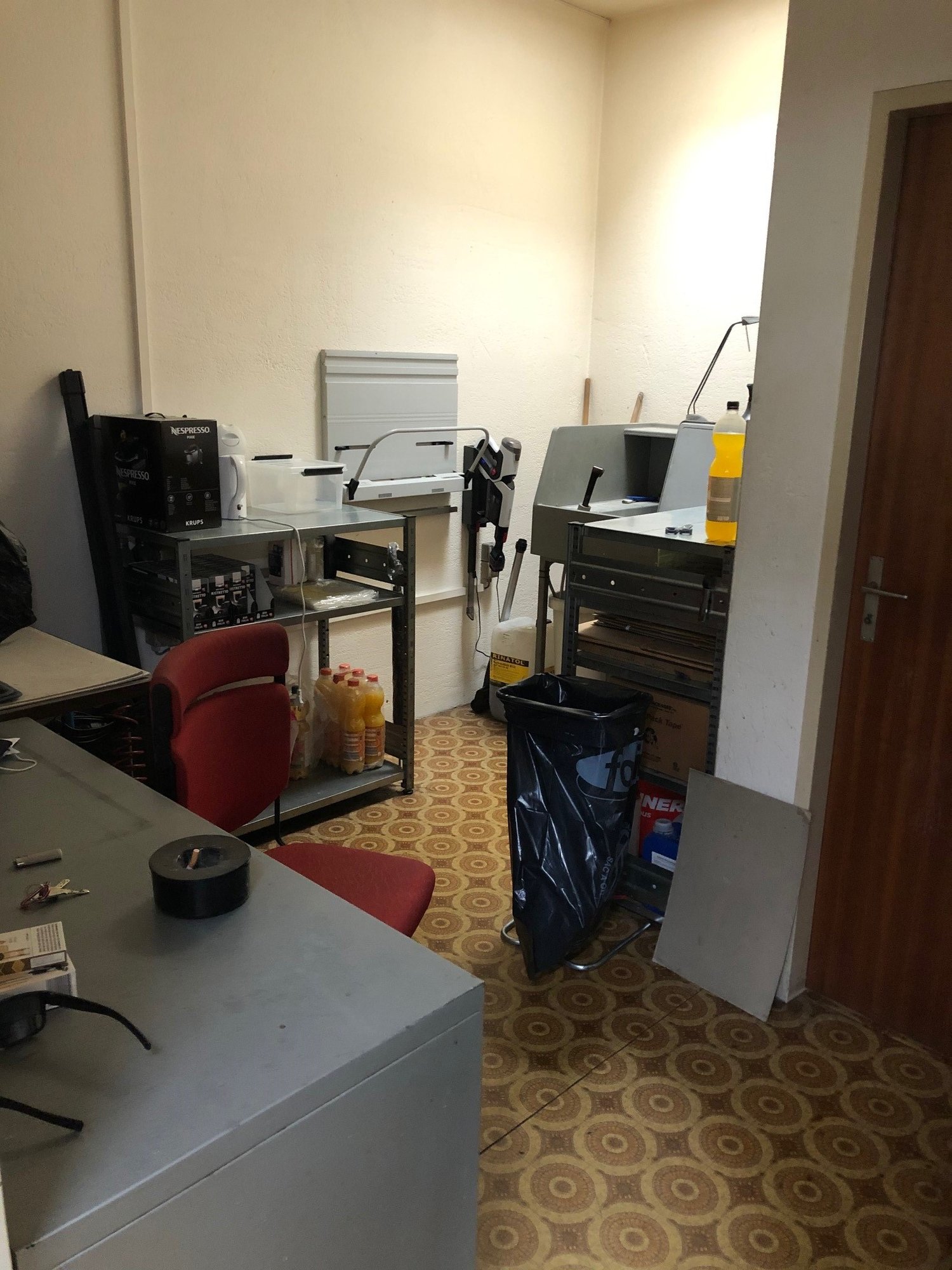 120m² commercial