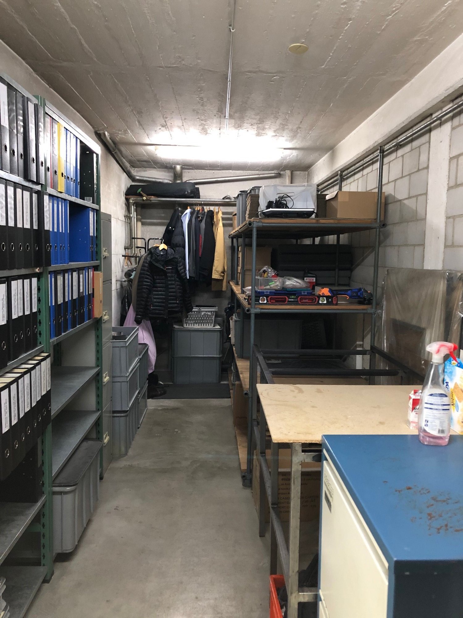 120m² commercial