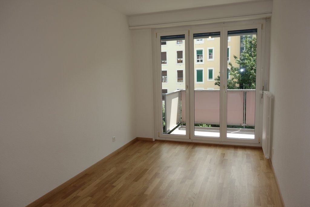5 rooms apartment