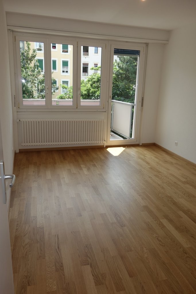 5 rooms apartment