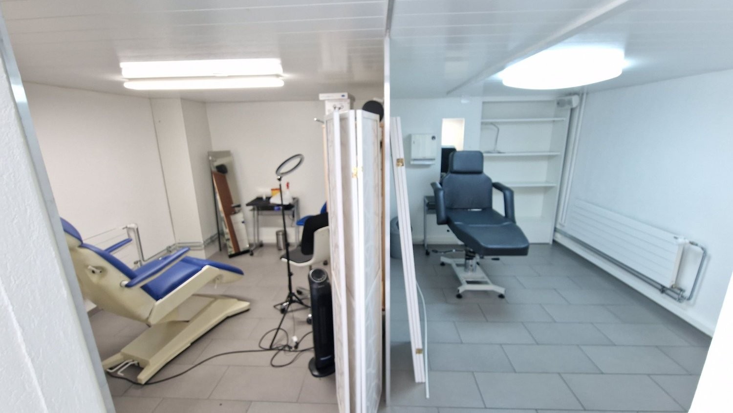 256m² commercial