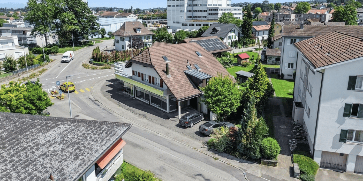 652m² bâtiment résidentiel / commercial