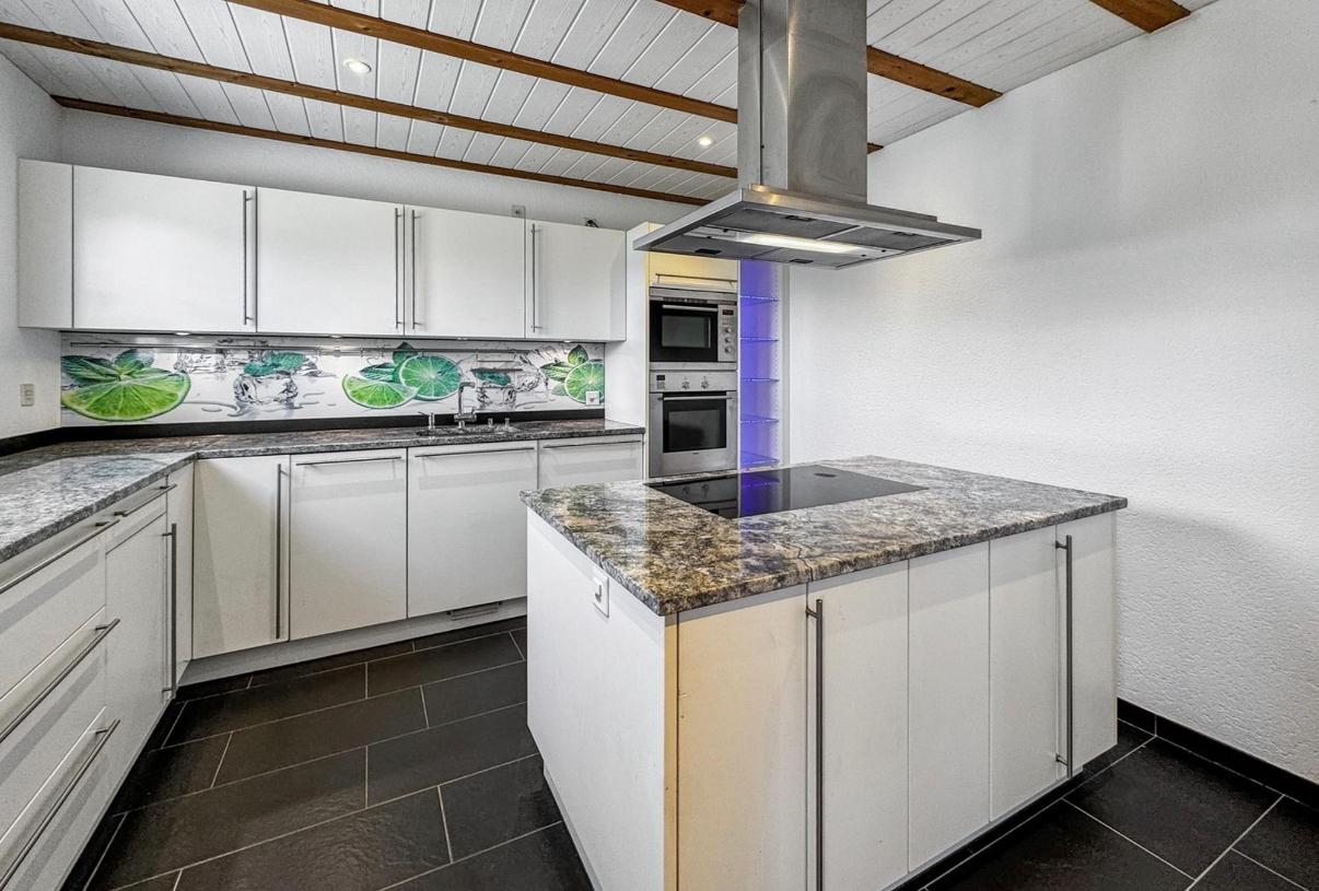 652m² bâtiment résidentiel / commercial