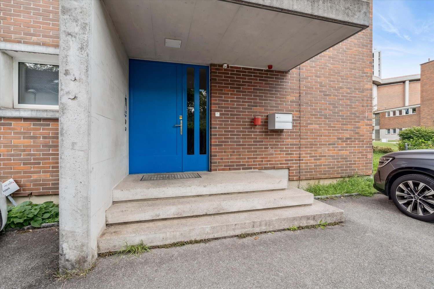 316m² commercial