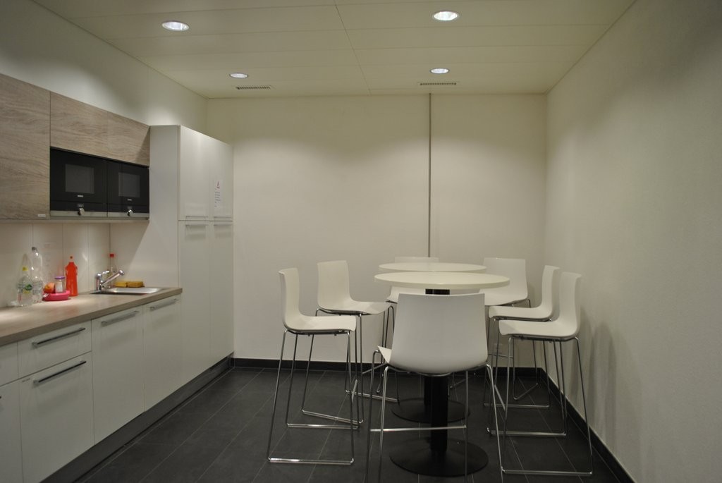 27m² office