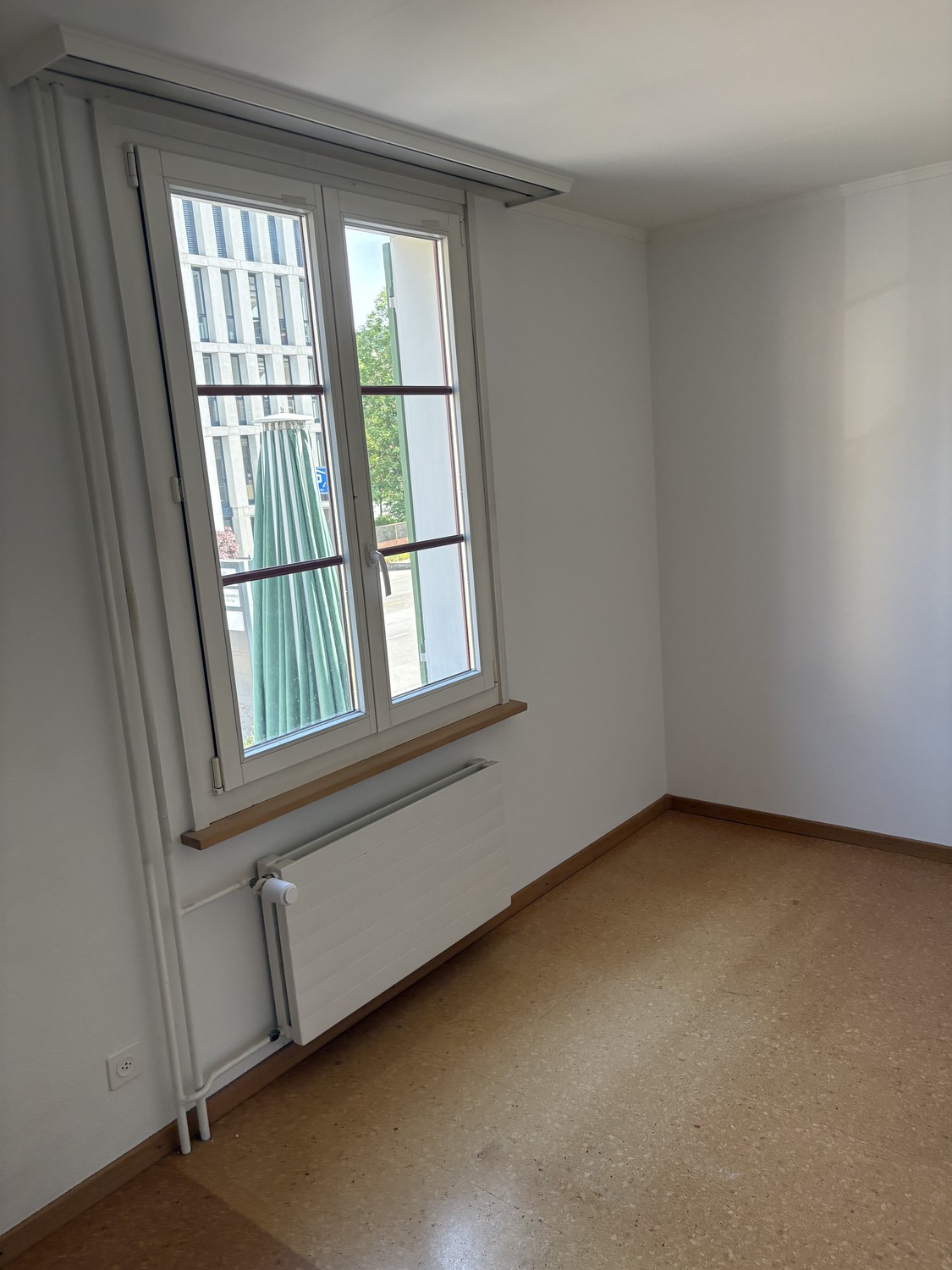 6 rooms apartment
