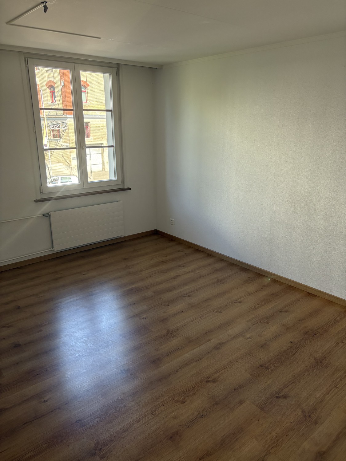 6 rooms apartment