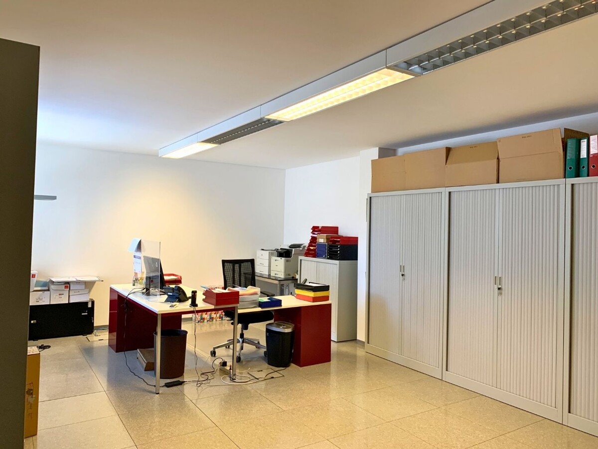 71m² office