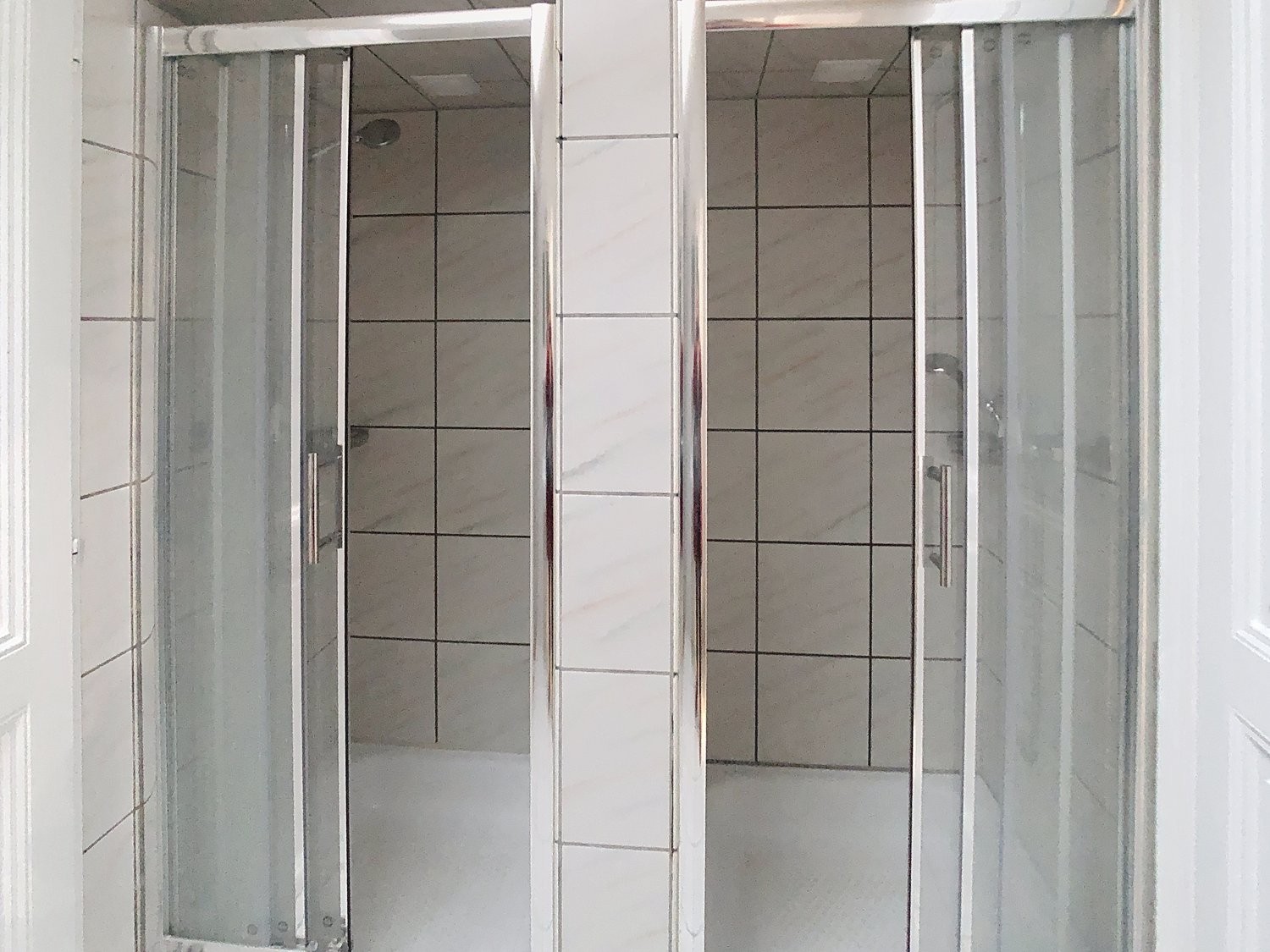 1 room single room