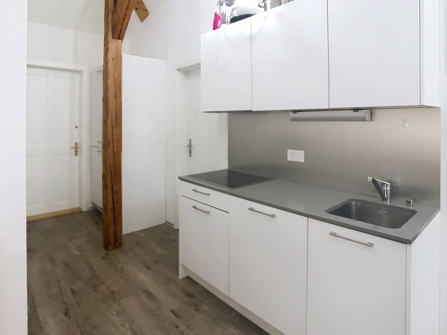 1 room single room