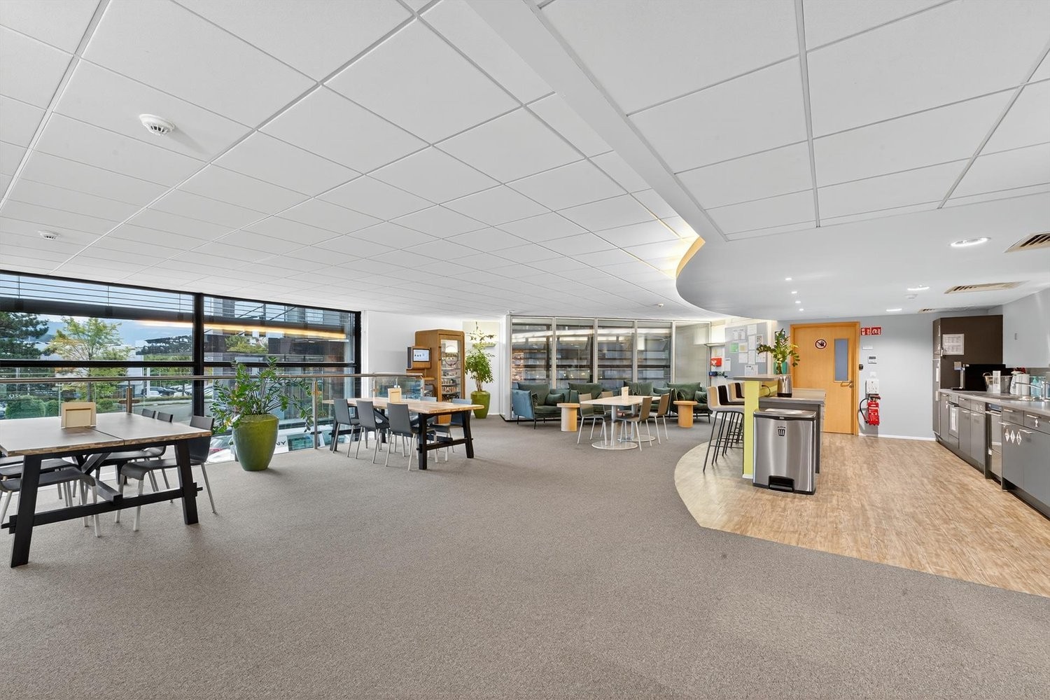 340m² ufficio