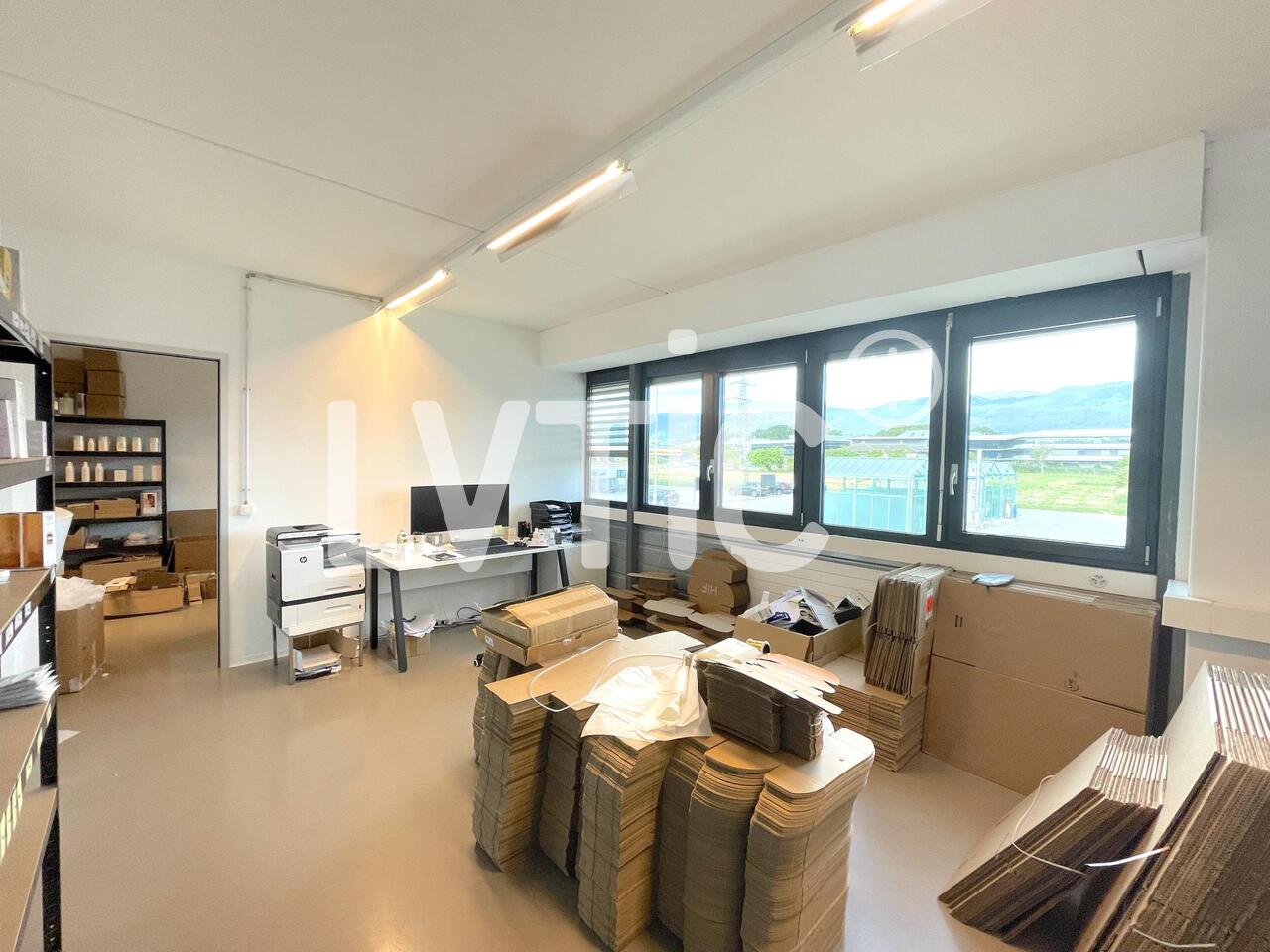 330m² ufficio