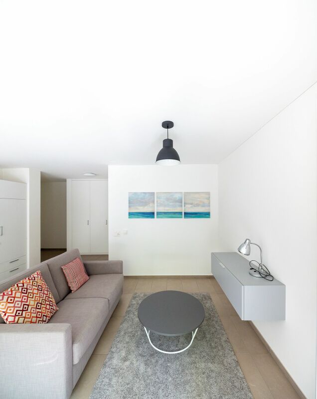 Appartement de 1 ½ pièces meublé - disponible à partir du 1er novembre 2026 

Idéal comme première location - Appartement moderne et accueillant de 1,5 pièces, composé ainsi : 

  * Entrée avec armoire murale   
  cuisine entièrement meublée ouverte sur la zone jour / nuit 
  * zone jour / nuit 
  *