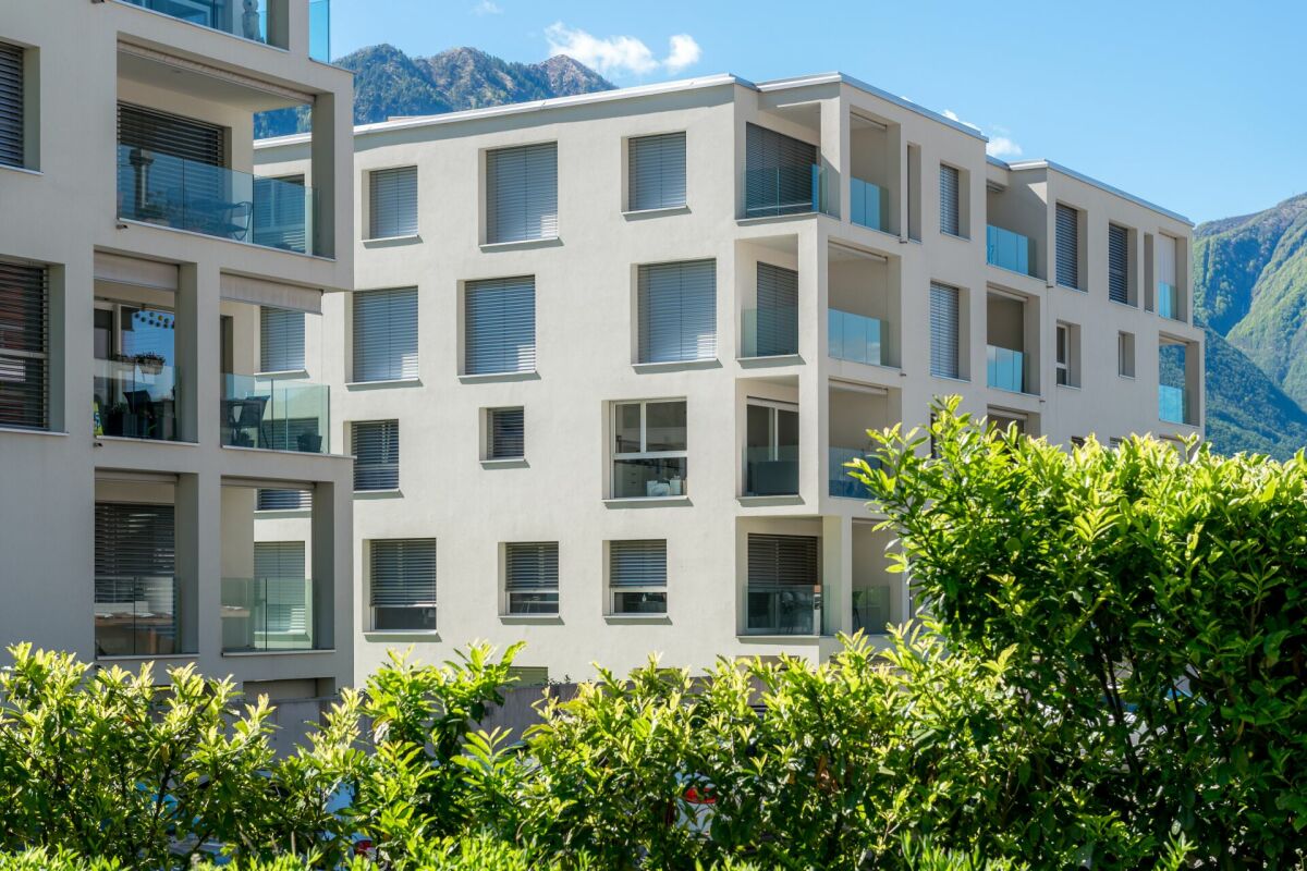 Appartement de 1 ½ pièces meublé - disponible à partir du 1er novembre 2026 

Idéal comme première location - Appartement moderne et accueillant de 1,5 pièces, composé ainsi : 

  * Entrée avec armoire murale   
  cuisine entièrement meublée ouverte sur la zone jour / nuit 
  * zone jour / nuit 
  *