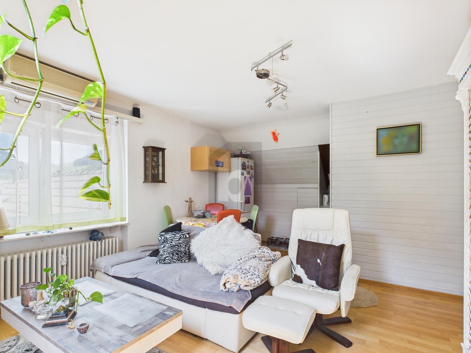 3 rooms roof flat