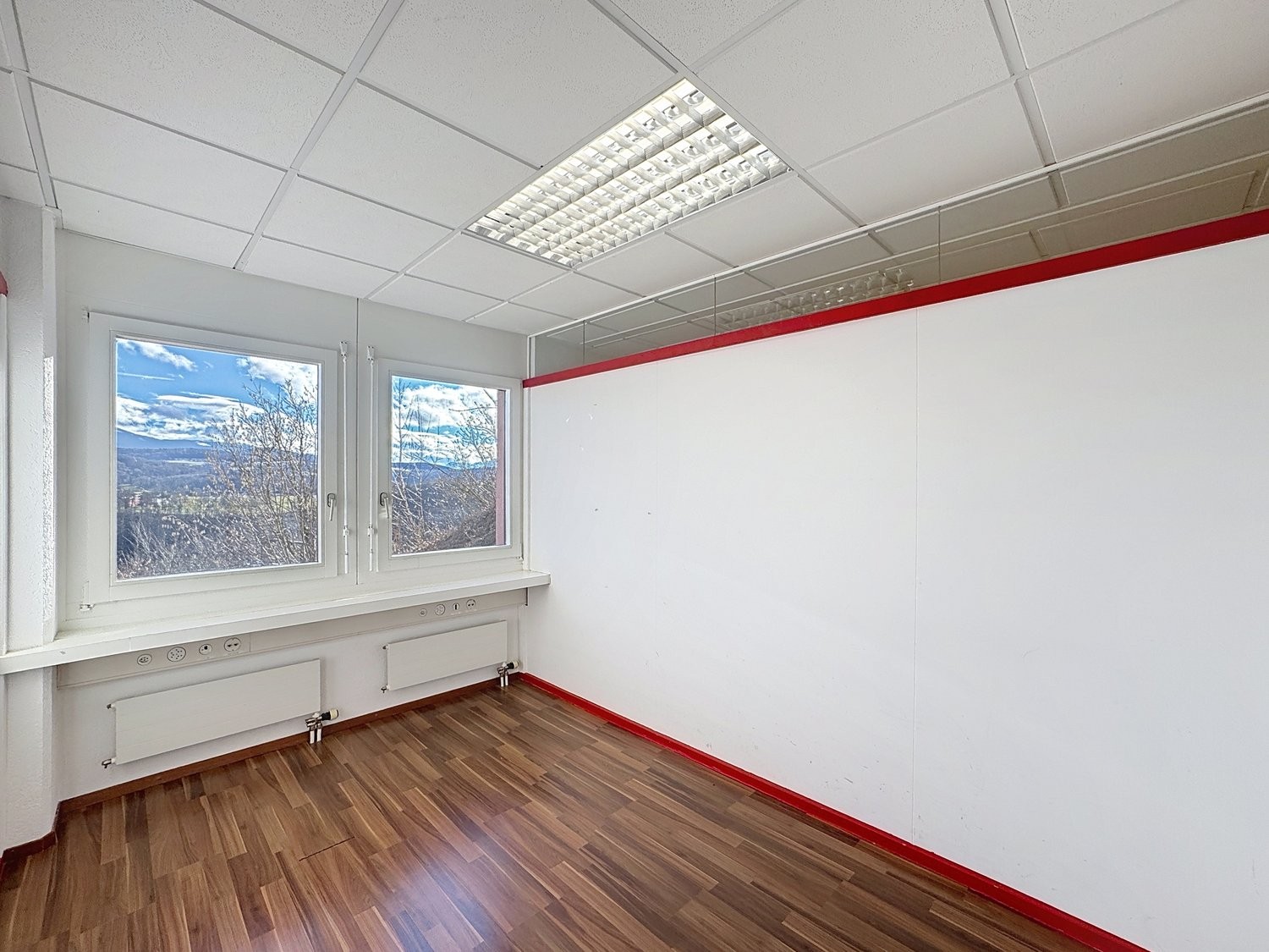 145m² Laden