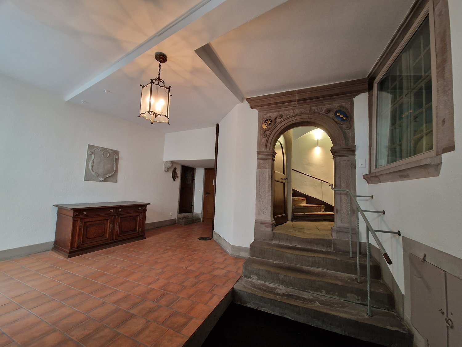 106m² office