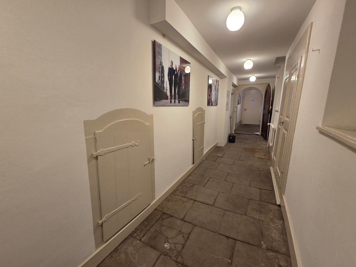 106m² office