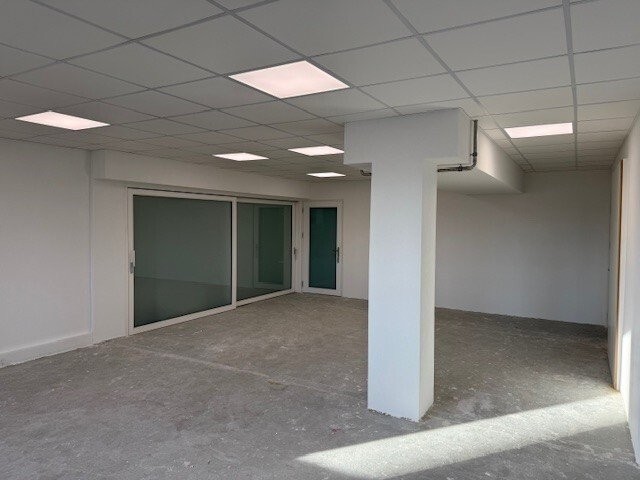 73m² commerciale
