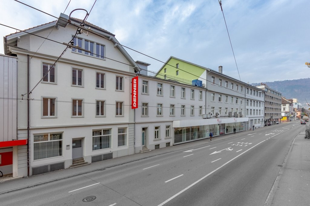 73m² commerciale