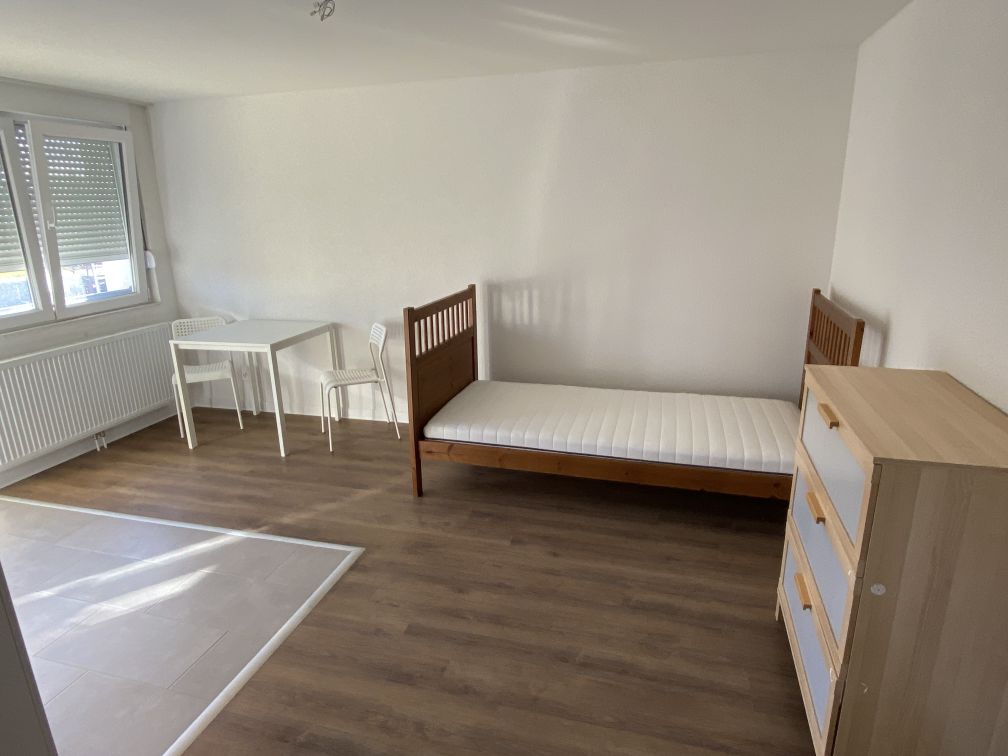 1 room single room