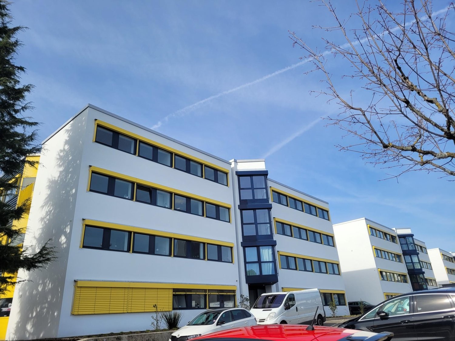 150m² office