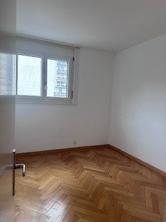5 rooms apartment