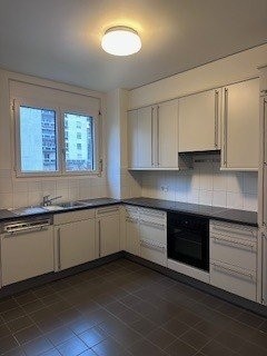 5 rooms apartment