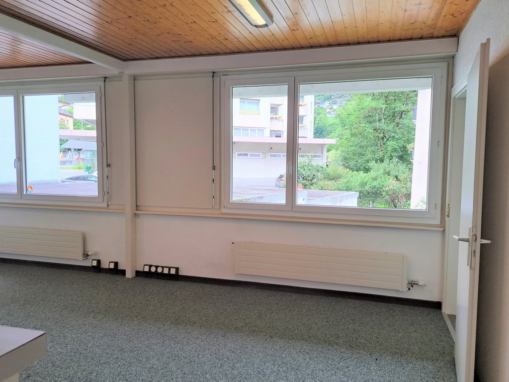 88m² office