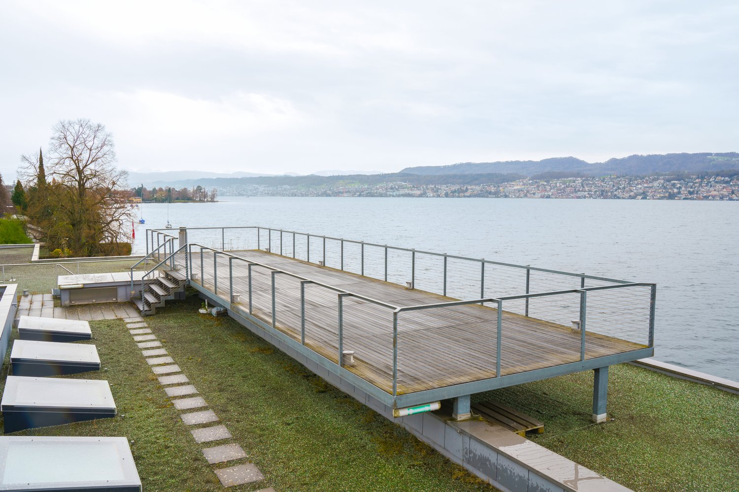 1840m² office