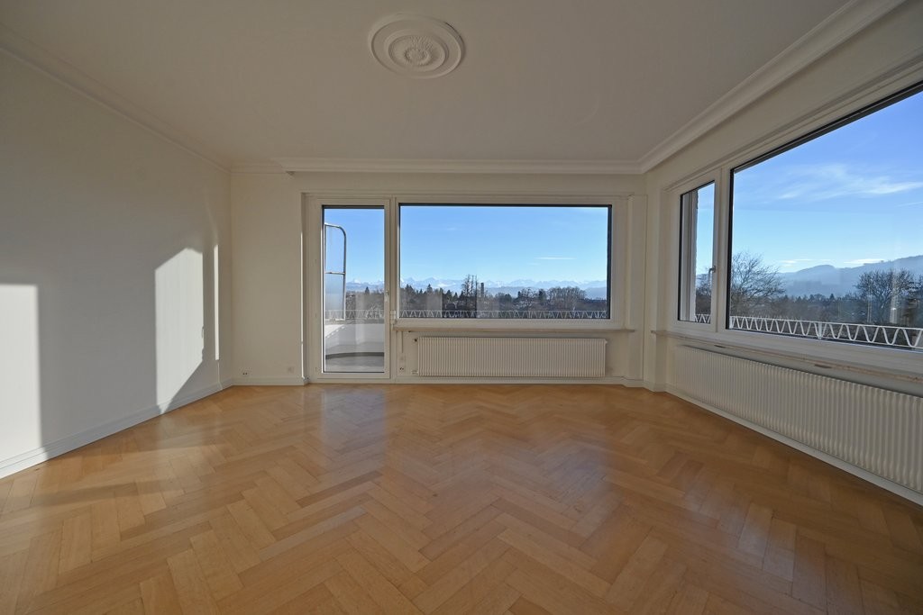 6 rooms apartment