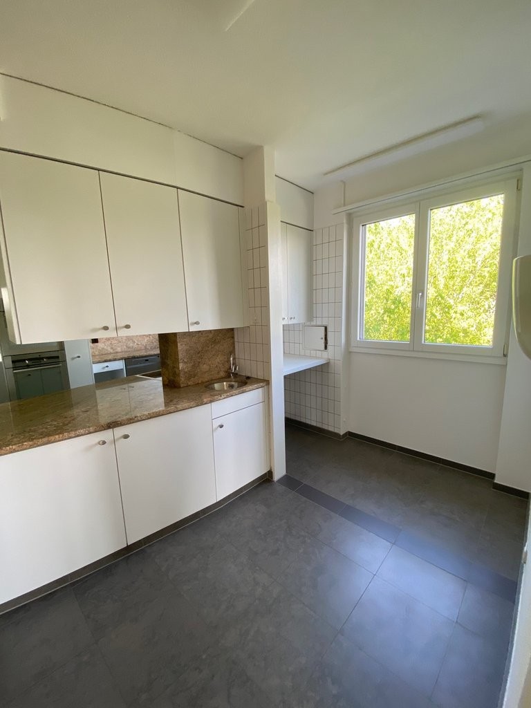 6 rooms apartment