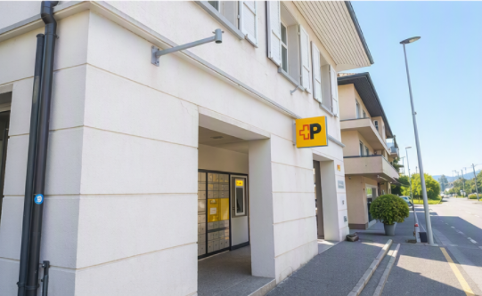 166m² commerciale
