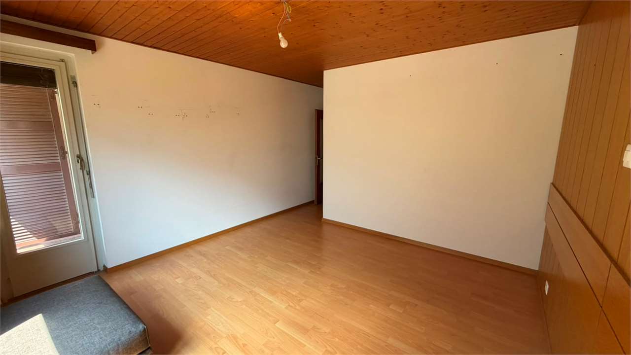 2 rooms furnished flat